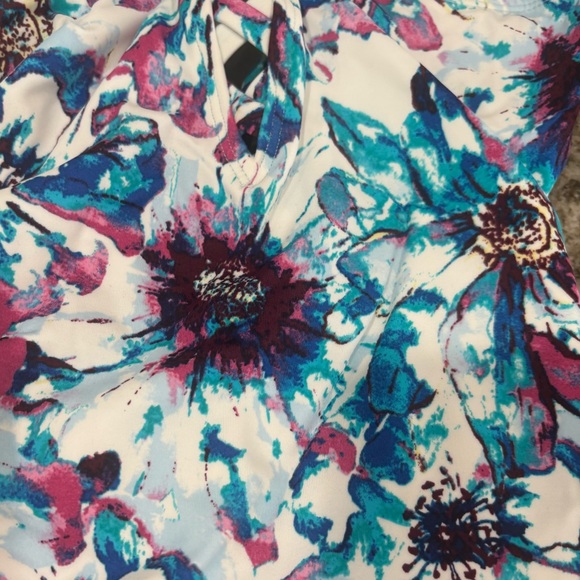 ADORE ME Womens Multi Color
Floral ,Swimwear Size:S blue pink and white - Picture 3 of 8